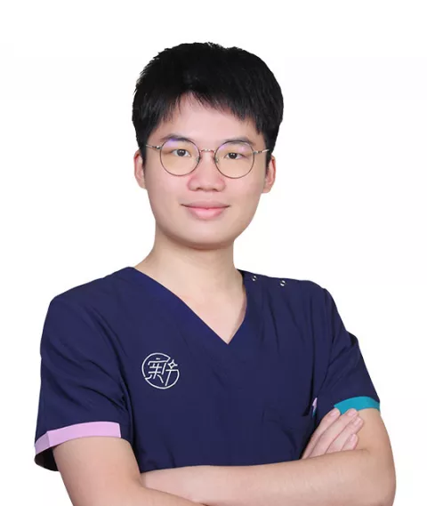 新北新莊順新復健科診所-許家齊
